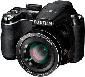 fujifilm-s3300_angle_medium